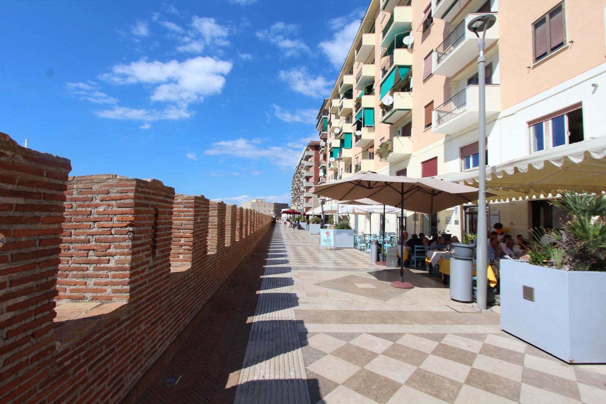 La Dolce Vita Civitavecchia Exterior photo