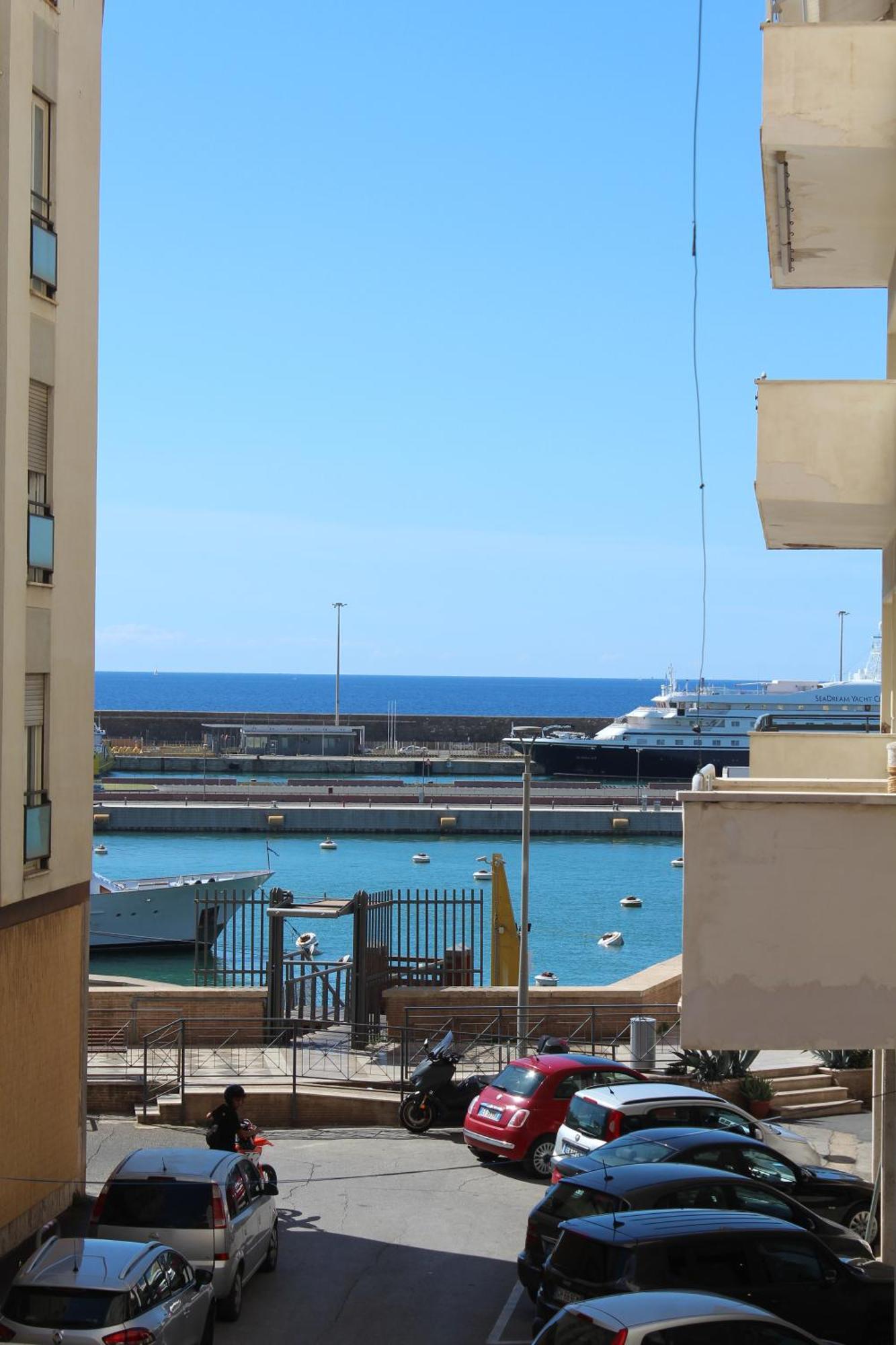 La Dolce Vita Civitavecchia Exterior photo